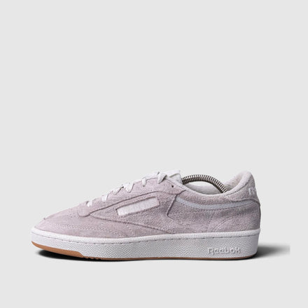 Reebok Club C 85, buty sportowe męskie w bardzo dobrym stanie rozmiar 41, boczny profil, lewa strona