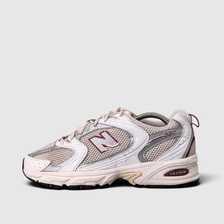 New Balance 530, buty sportowe damskie w bardzo dobrym stanie rozmiar 40.5, boczny profil, lewa strona