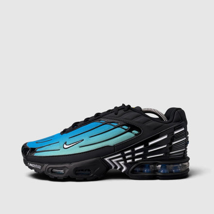 Nike Air Max Plus 3 Aqua Gradient, buty sportowe męskie w bardzo dobrym stanie rozmiar 41, boczny profil, lewa strona