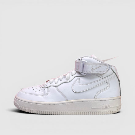 Nike Air Force 1 Mid, buty sportowe damskie w bardzo dobrym stanie rozmiar 36.5, boczny profil, lewa strona