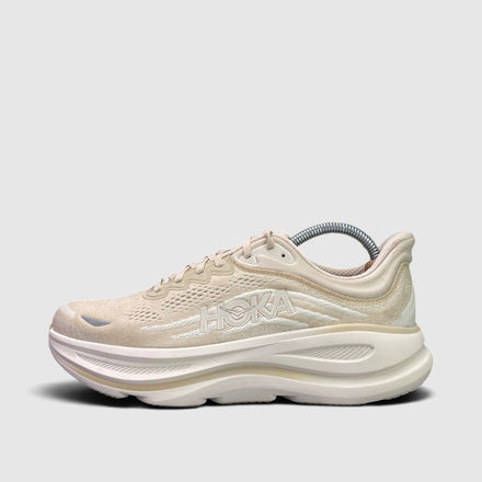 Hoka Bondi 9, buty sportowe damskie w bardzo dobrym stanie rozmiar 42, boczny profil, prawa strona