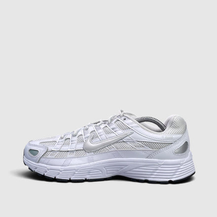 Nike P-6000, buty sportowe damskie w bardzo dobrym stanie rozmiar 40, boczny profil, lewa strona