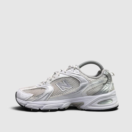 New Balance 530 Munsell White, buty sportowe damskie w bardzo dobrym stanie rozmiar 40, widok z boku