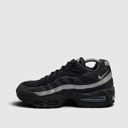 Nike Air Max 95 OG Big Bubble, buty sportowe męskie w bardzo dobrym stanie rozmiar 41, boczny profil, lewa strona