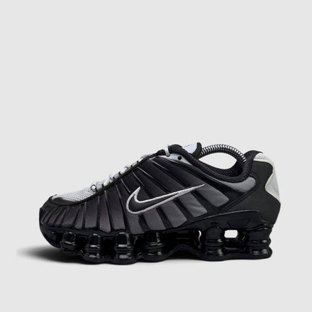 Nike Shox TL, buty sportowe damskie w bardzo dobrym stanie rozmiar 37.5, boczny profil, lewa strona