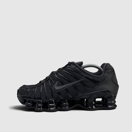 Nike Shox TL Triple Black, buty sportowe męskie w bardzo dobrym stanie rozmiar 43, boczny profil, lewa strona