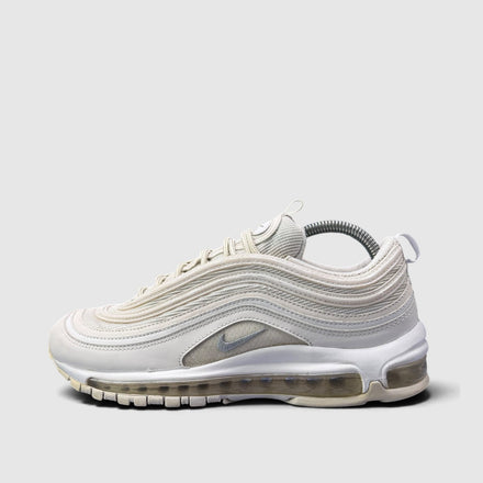 Nike Air Max 97, buty sportowe męskie w bardzo dobrym stanie rozmiar 41, boczny profil, lewa strona