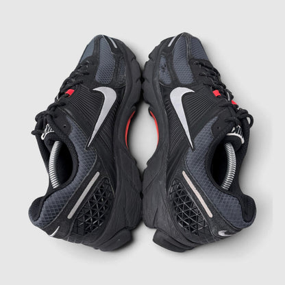 Nike Zoom Vomero 5 Bred, buty sportowe męskie w bardzo dobrym stanie rozmiar 45.5, widok z góry