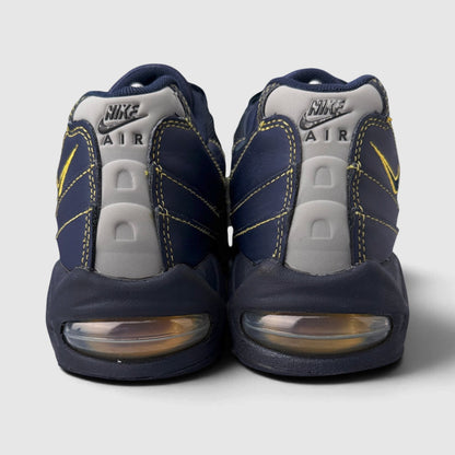 Nike Air Max 95 Michigan, buty sportowe męskie w bardzo dobrym stanie rozmiar 42.5, widok z tyłu