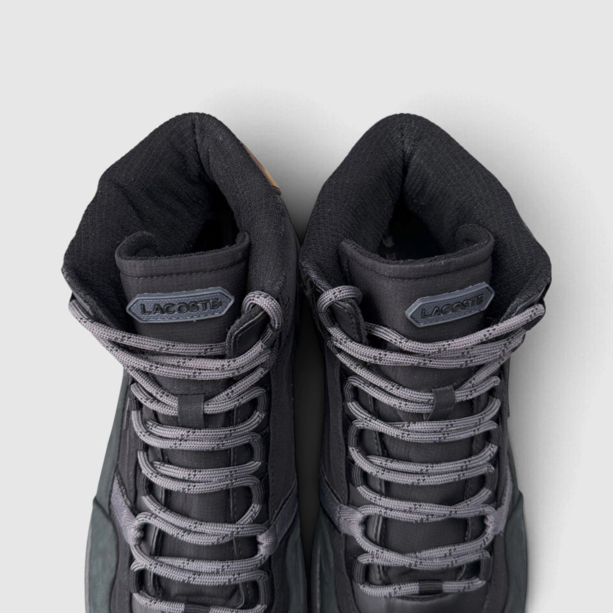 Lacoste T-Clip Winter Mid, śniegowce męskie w bardzo dobrym stanie rozmiar 46, widok z góry