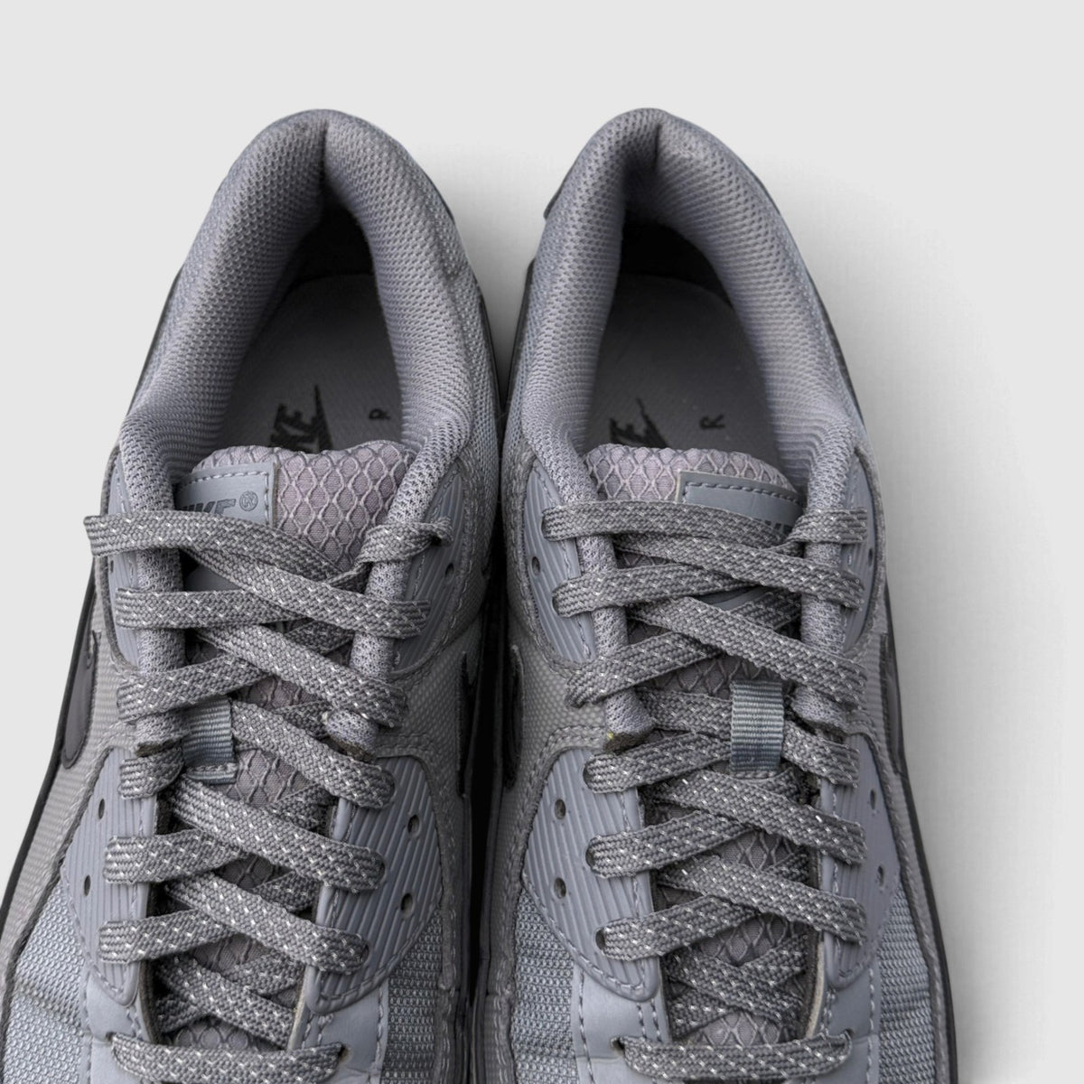 Nike Air Max 90 Premium Smoke Grey Black, buty sportowe męskie w bardzo dobrym stanie rozmiar 42, widok z góry