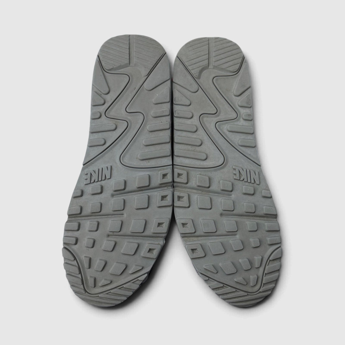 Nike Air Max 90 Premium Smoke Grey Black, buty sportowe męskie w bardzo dobrym stanie rozmiar 42, podeszwa