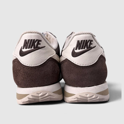 Nike Classic Cortez Baroque Brown, buty sportowe damskie w bardzo dobrym stanie rozmiar 40.5, widok z tyłu