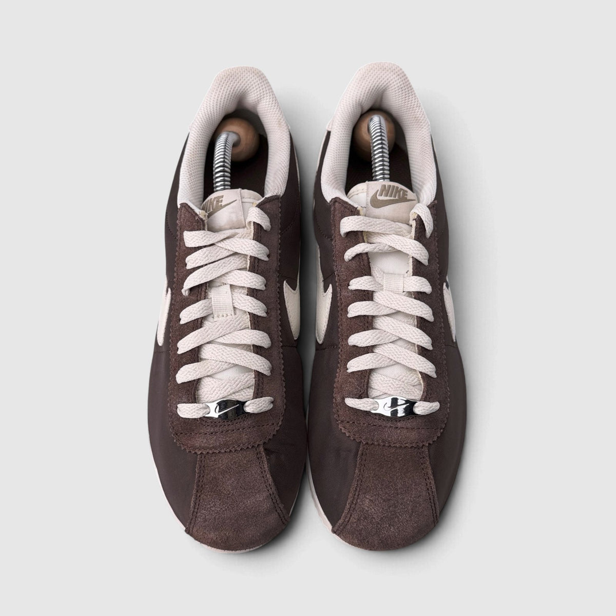 Nike Classic Cortez Baroque Brown, buty sportowe damskie w bardzo dobrym stanie rozmiar 40.5, widok z góry