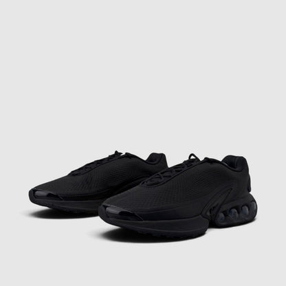 Nike Air Max DN Black Metallic Grey, buty sportowe męskie w bardzo dobrym stanie rozmiar 45.5, para butów
