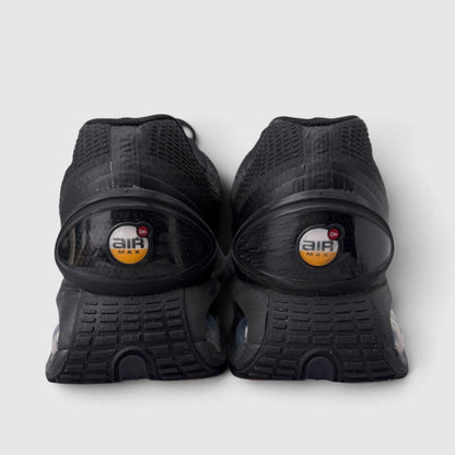 Nike Air Max DN Black Metallic Grey, buty sportowe męskie w bardzo dobrym stanie rozmiar 45.5, widok z tyłu