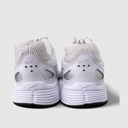 Nike P-6000, buty sportowe damskie w bardzo dobrym stanie rozmiar 38, widok z tyłu