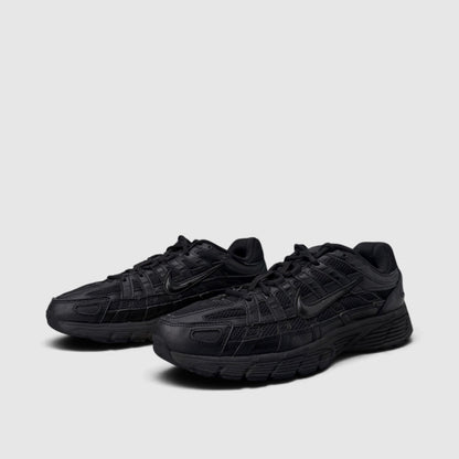 Nike P-6000 Black, buty sportowe męskie w bardzo dobrym stanie rozmiar 42, para butów