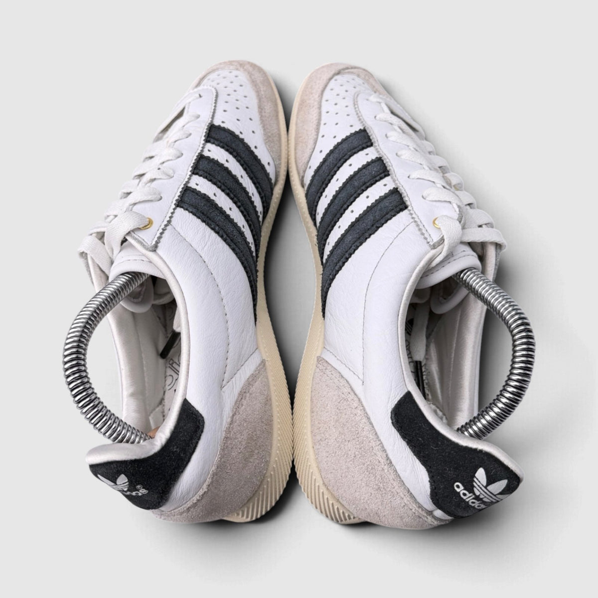 Adidas Japan, buty sportowe damskie w bardzo dobrym stanie rozmiar 37 1/3, widok z góry