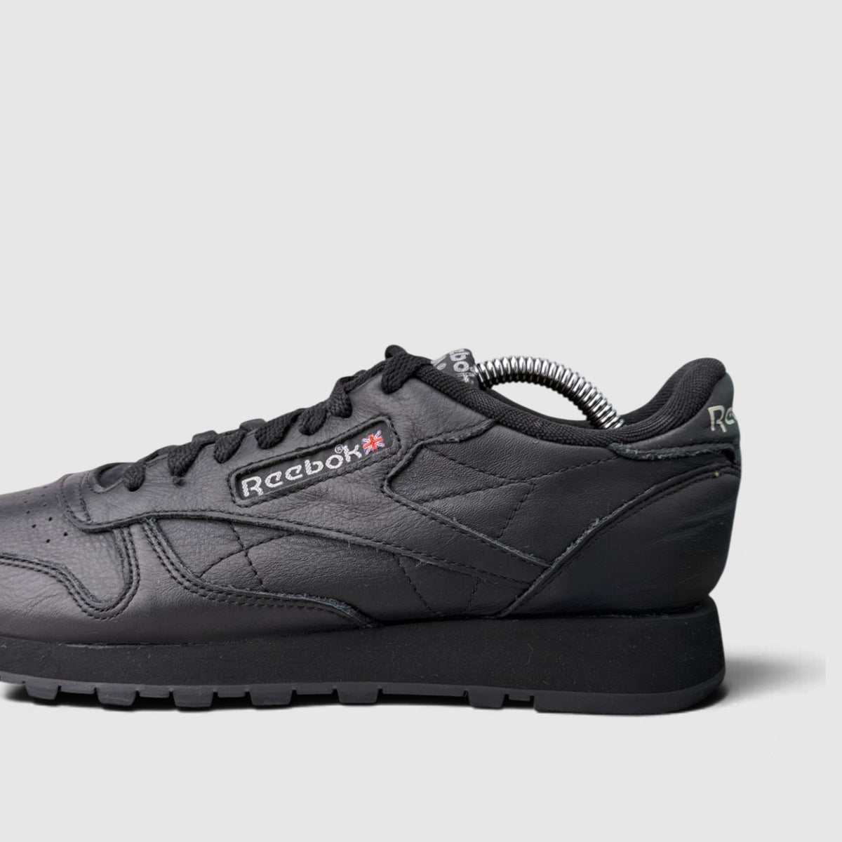Reebok Glide, buty sportowe damskie w bardzo dobrym stanie rozmiar 40, boczny profil, lewa strona