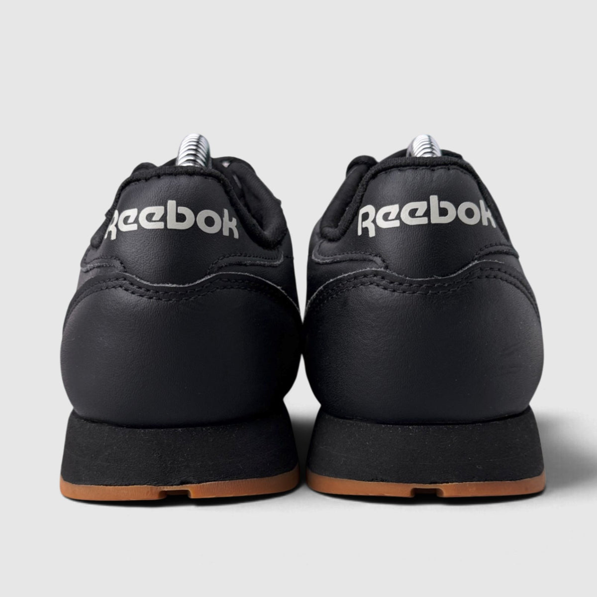 Reebok Glide, buty sportowe damskie w bardzo dobrym stanie rozmiar 38, widok z tyłu