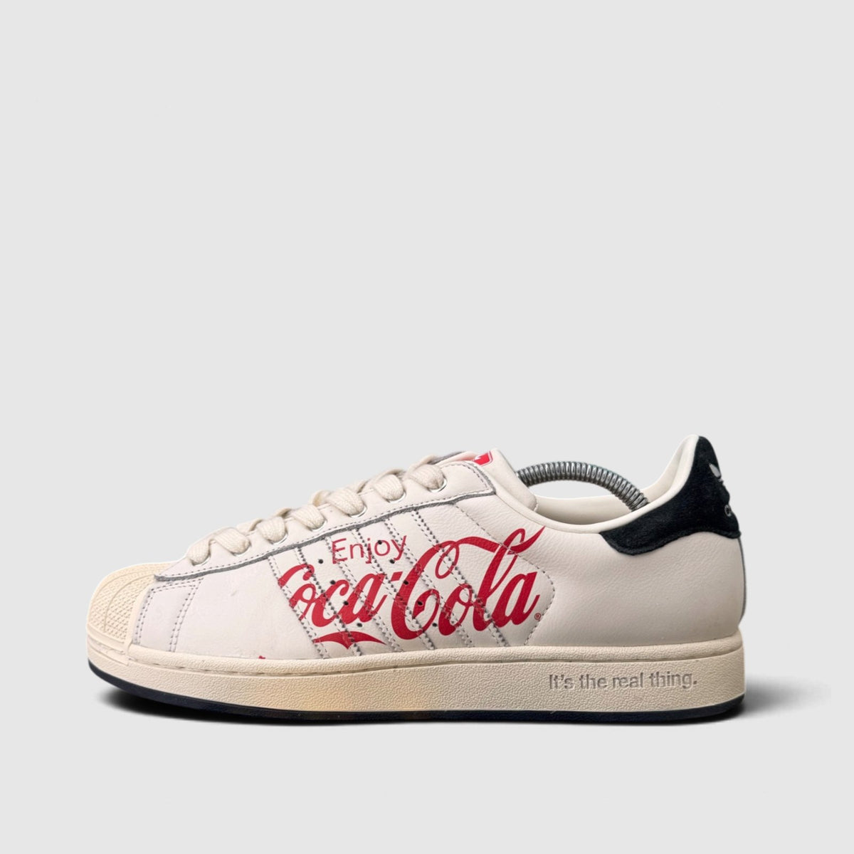 Adidas Superstar II Coca-Cola, buty sportowe męskie w bardzo dobrym stanie rozmiar 44 2/3, boczny profil, lewa strona