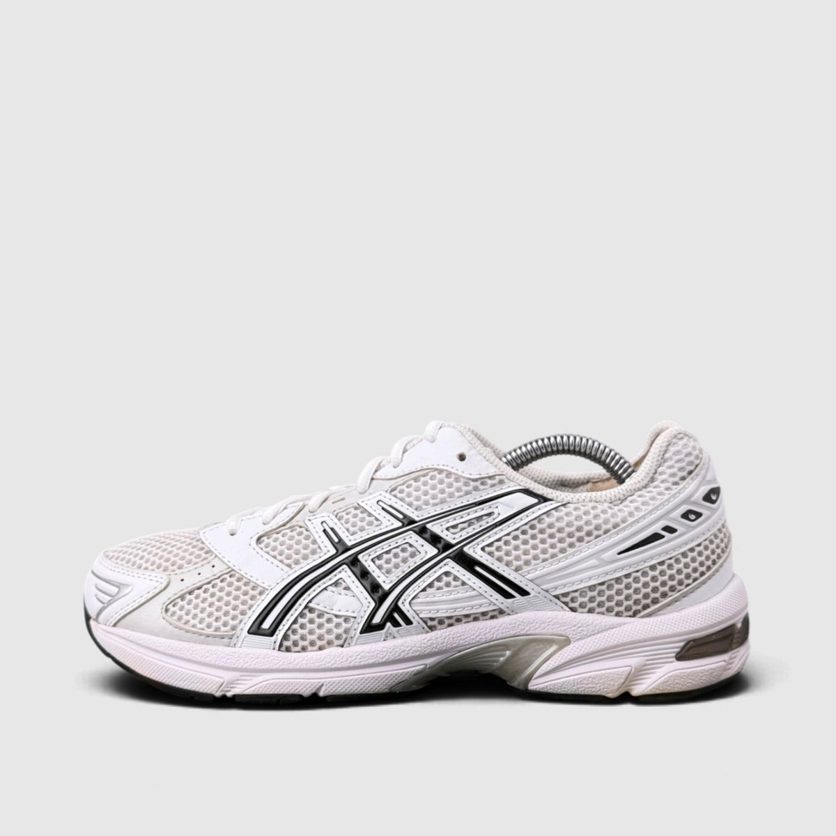 Asics GEL-1130, buty sportowe damskie w dobrym stanie rozmiar 39.5, boczny profil, lewa strona