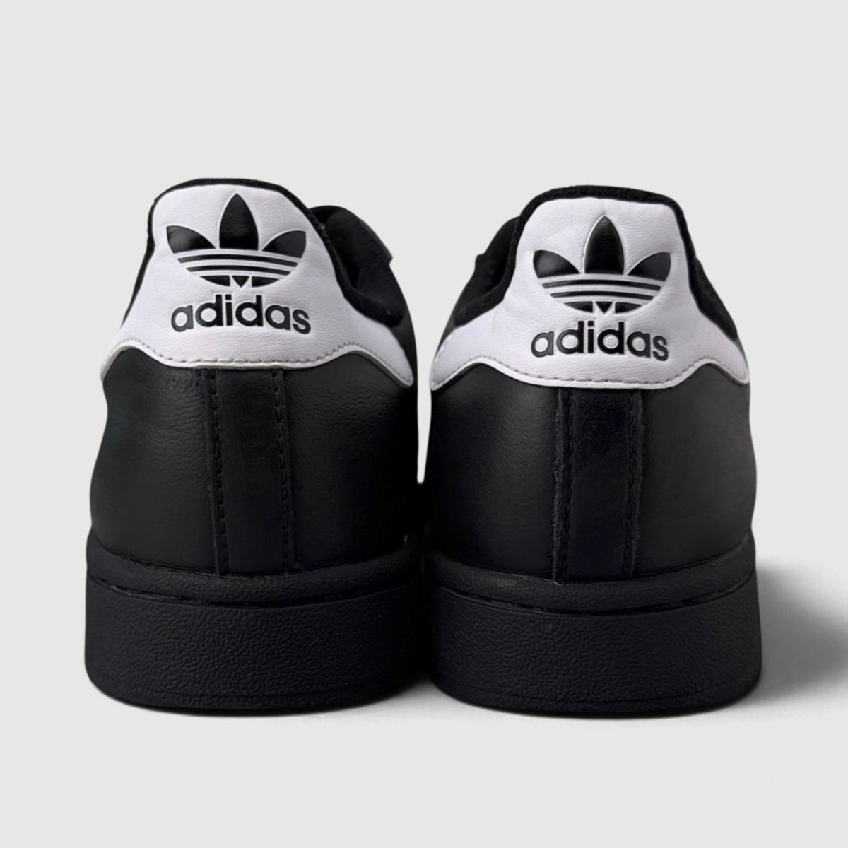 Adidas Superstar II Black White, buty sportowe damskie w bardzo dobrym stanie rozmiar 38, widok z tyłu