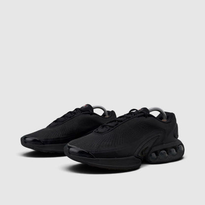 Nike Air Max DN Black Metallic Grey, buty sportowe męskie w bardzo dobrym stanie rozmiar 42, para butów