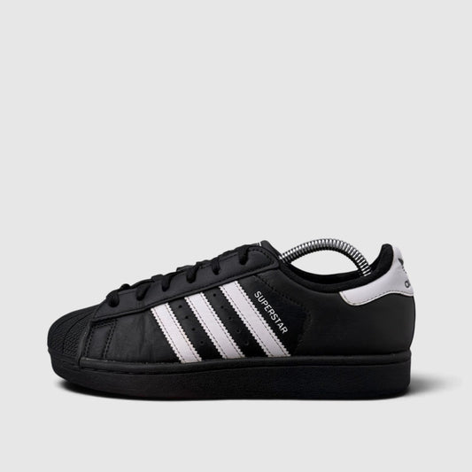 Adidas Superstar II Black White, buty sportowe damskie w bardzo dobrym stanie rozmiar 37 1/3, boczny profil, lewa strona