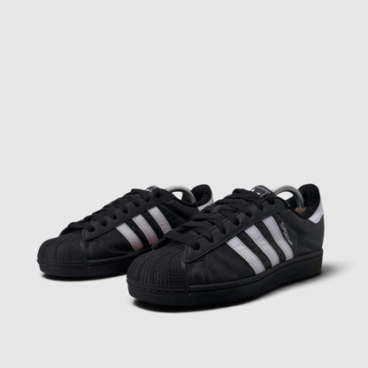 Adidas Superstar II Black White, buty sportowe męskie w bardzo dobrym stanie rozmiar 42, para butów