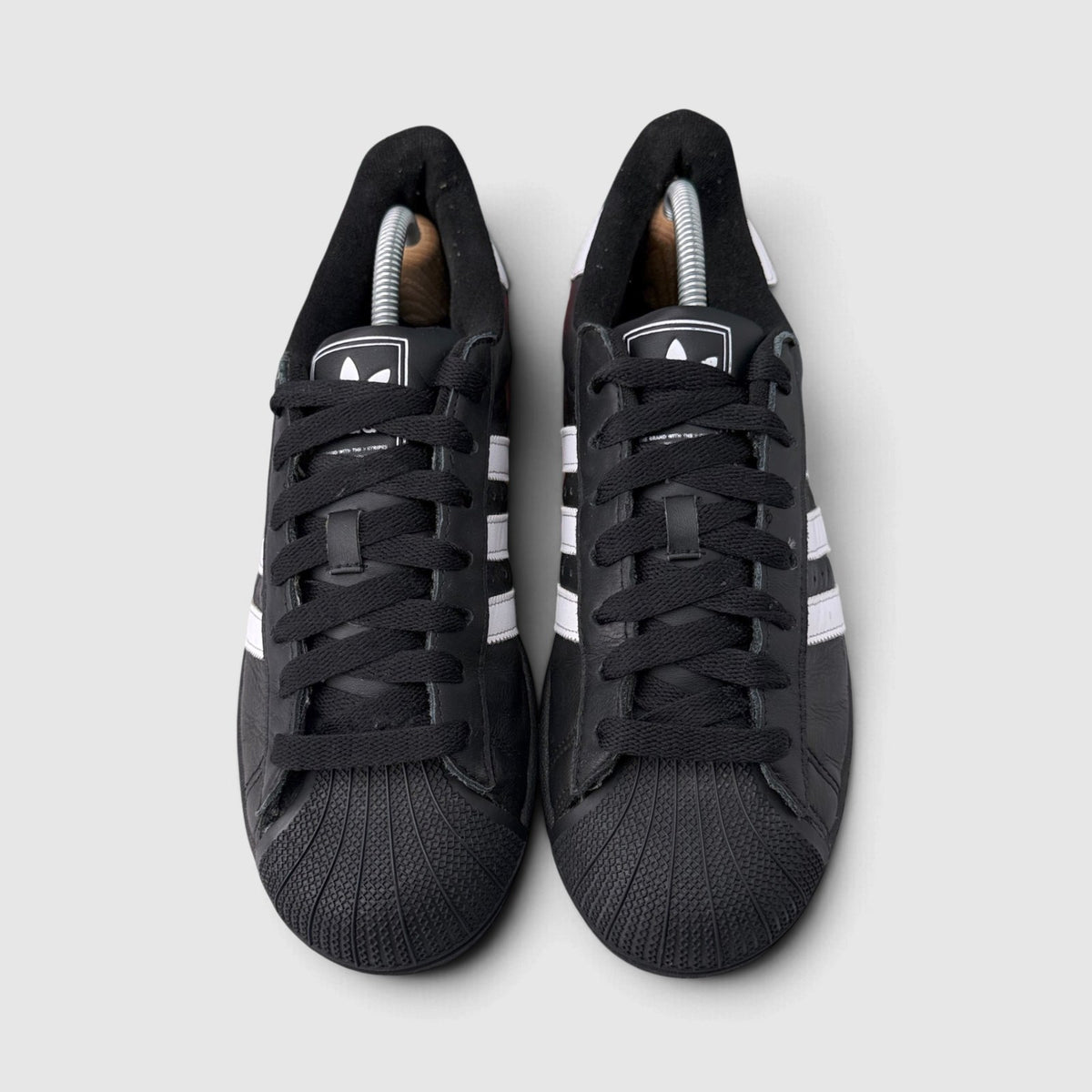 Adidas Superstar II Black White, buty sportowe męskie w bardzo dobrym stanie rozmiar 42, widok z góry