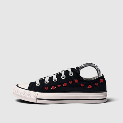 Converse Chuck Taylor All Star Love Me, Love Me Not, buty sportowe damskie w bardzo dobrym stanie rozmiar 36.5, boczny profil, lewa strona