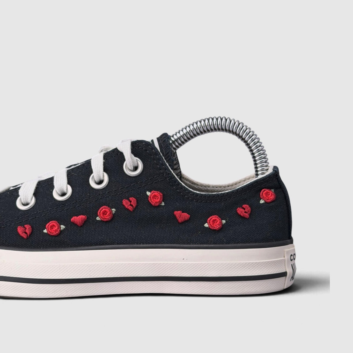 Converse Chuck Taylor All Star Love Me, Love Me Not, buty sportowe damskie w bardzo dobrym stanie rozmiar 36.5, detal