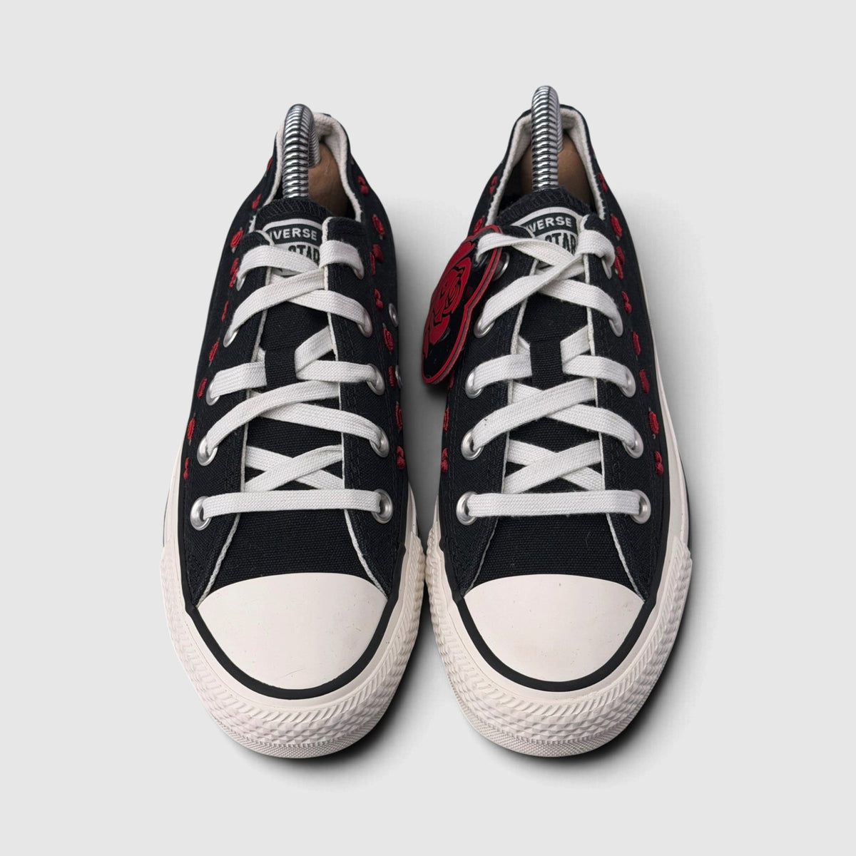 Converse Chuck Taylor All Star Love Me, Love Me Not, buty sportowe damskie w bardzo dobrym stanie rozmiar 36.5, widok z przodu