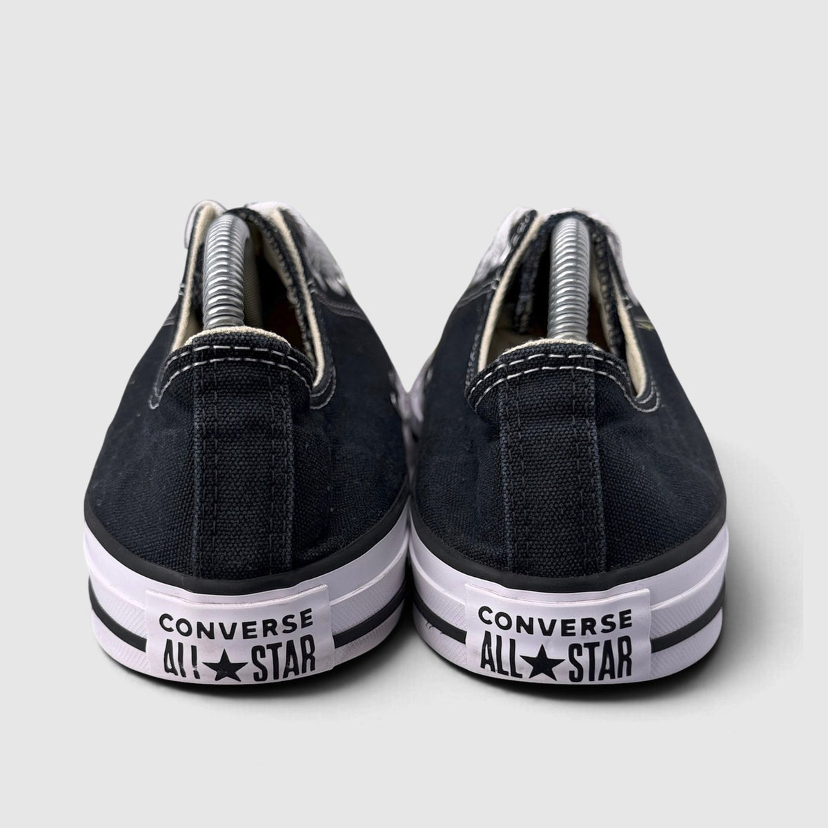 Converse Chuck Taylor All Star Black, buty sportowe męskie w bardzo dobrym stanie rozmiar 43, widok z tyłu
