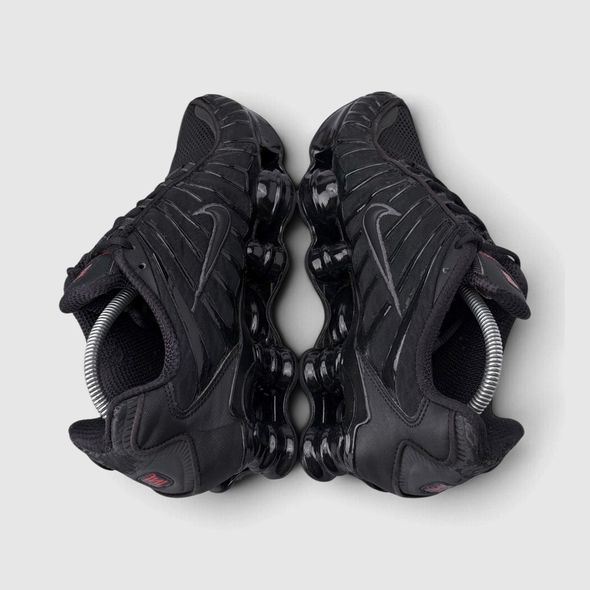 Nike Shox TL Metallic Hematite, buty sportowe męskie w bardzo dobrym stanie rozmiar 42.5, widok z góry