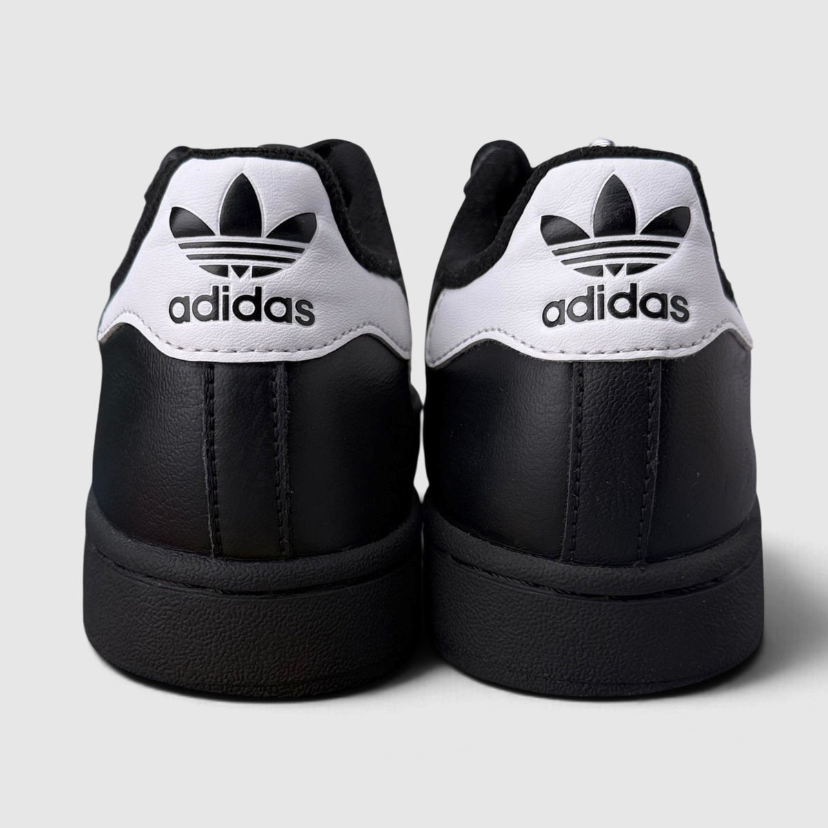 Adidas Superstar II Black White, buty sportowe damskie w bardzo dobrym stanie rozmiar 38, widok z tyłu