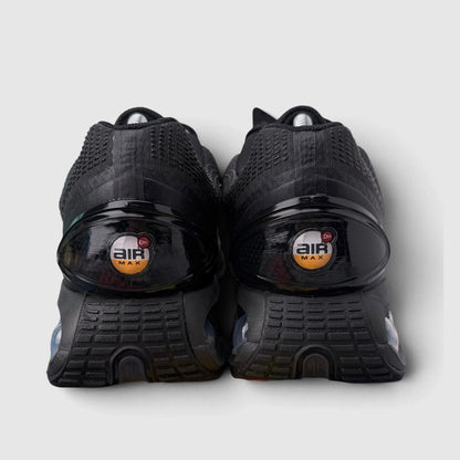 Nike Air Max DN Black Metallic Grey, buty sportowe męskie w bardzo dobrym stanie rozmiar 43, widok z tyłu