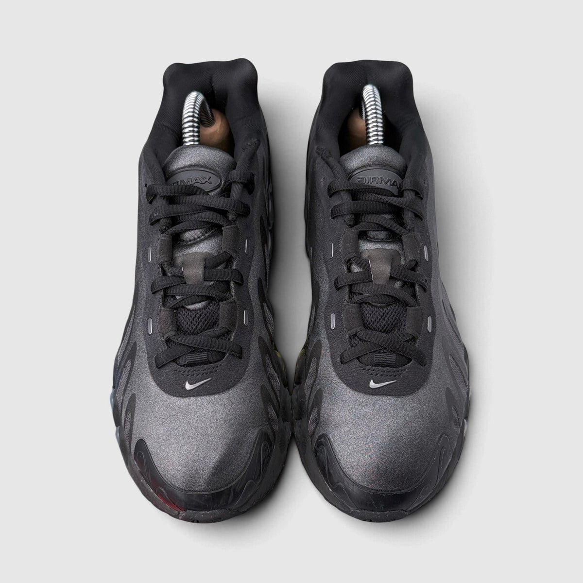 Nike Air Max DN8, buty sportowe damskie w bardzo dobrym stanie rozmiar 37.5, widok z góry
