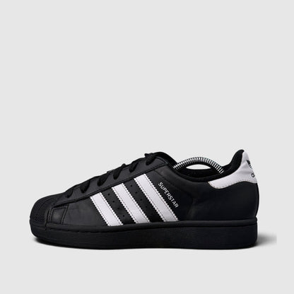 Adidas Superstar II Black White, buty sportowe damskie w bardzo dobrym stanie rozmiar 39 1/3, boczny profil, lewa strona