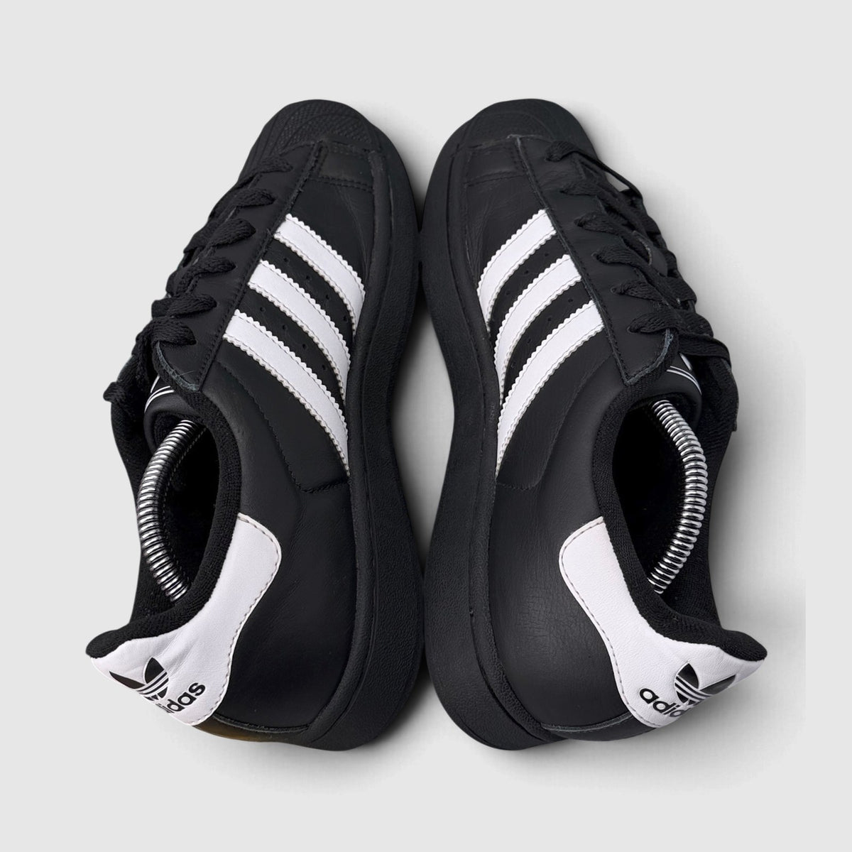 Adidas Superstar II Black White, buty sportowe damskie w bardzo dobrym stanie rozmiar 39 1/3, widok z góry