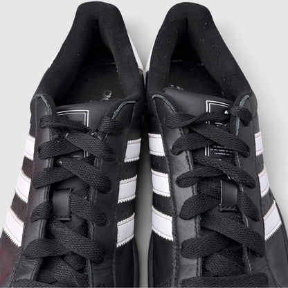 Adidas Superstar II Black White, buty sportowe damskie w bardzo dobrym stanie rozmiar 39 1/3, widok z góry