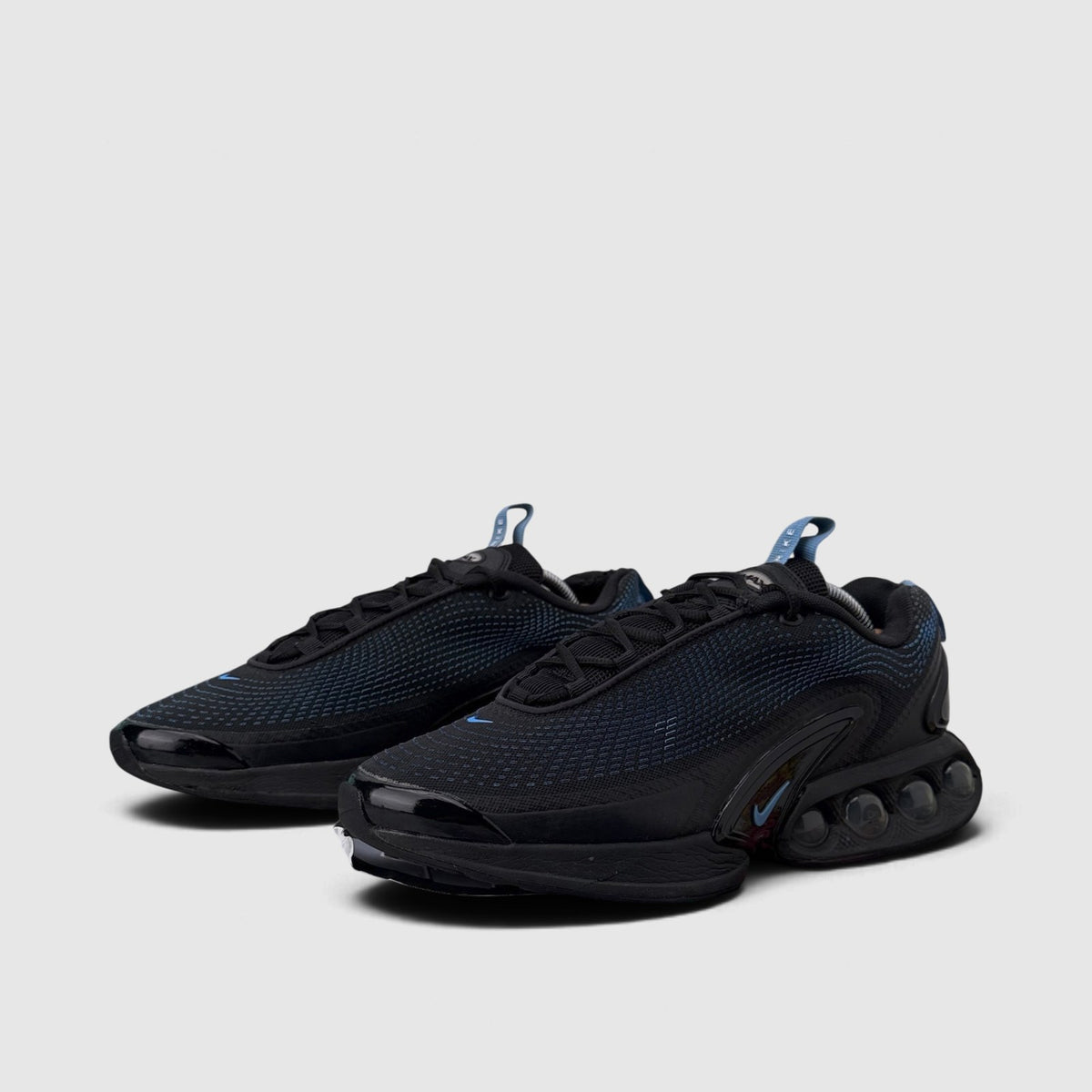 Nike Air Max DN University Blue, buty sportowe męskie w bardzo dobrym stanie rozmiar 44, para butów