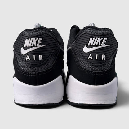 Nike Air Max 90, buty sportowe męskie w bardzo dobrym stanie rozmiar 42, widok z tyłu