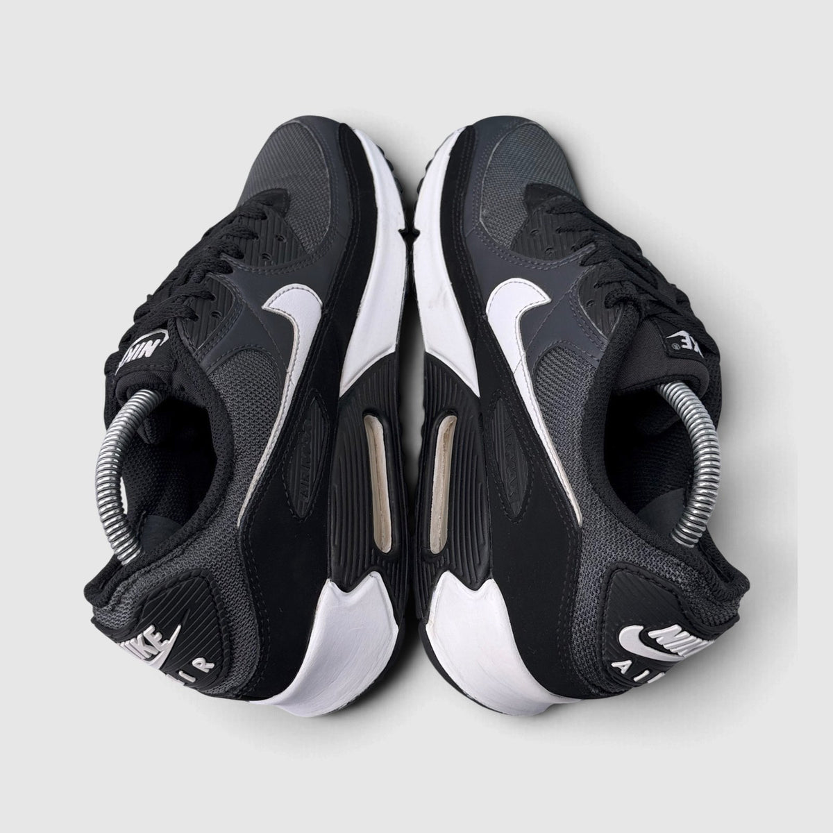 Nike Air Max 90, buty sportowe męskie w bardzo dobrym stanie rozmiar 42, widok z góry