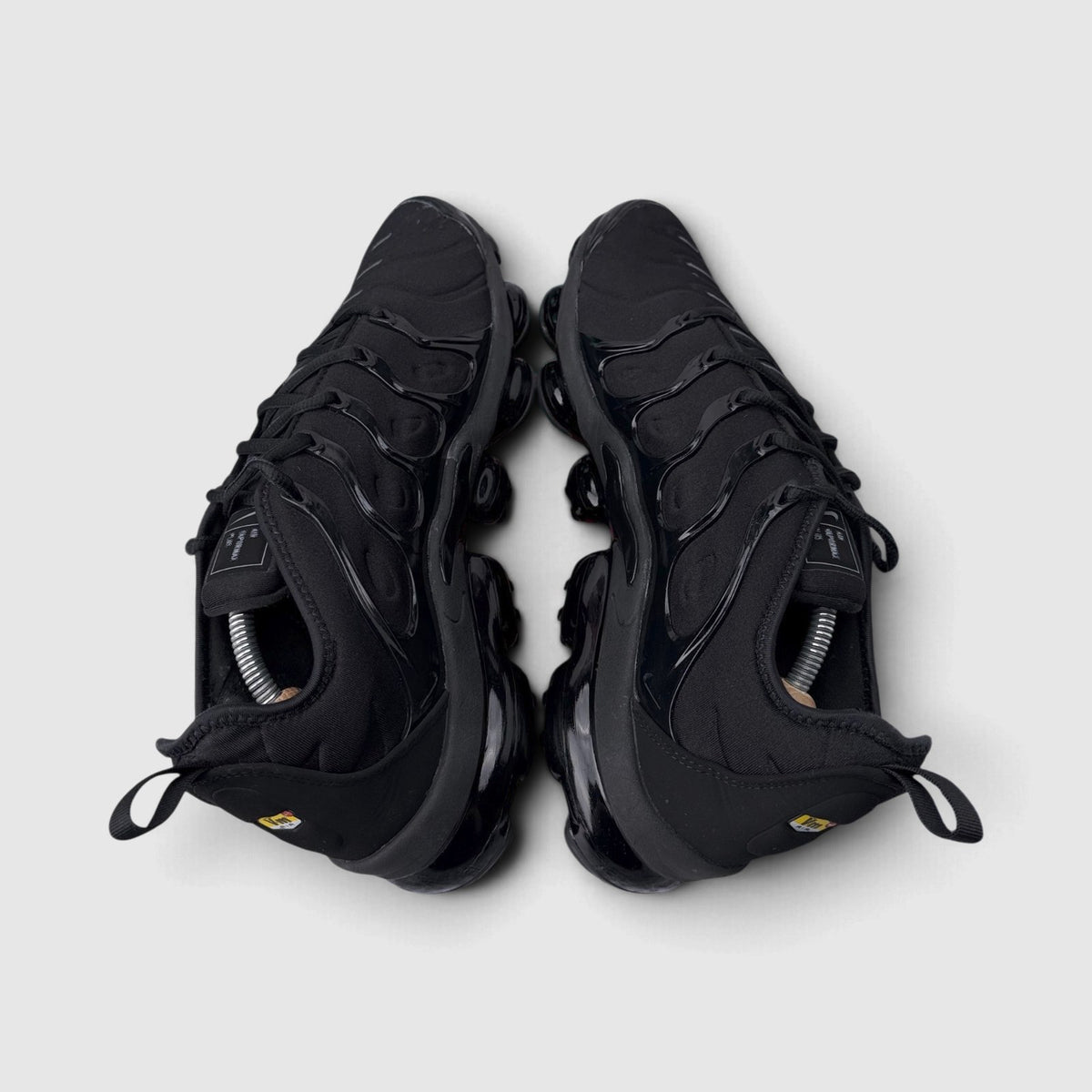 Nike Air VaporMax Plus Triple Black, buty sportowe męskie w bardzo dobrym stanie rozmiar 46, widok z góry