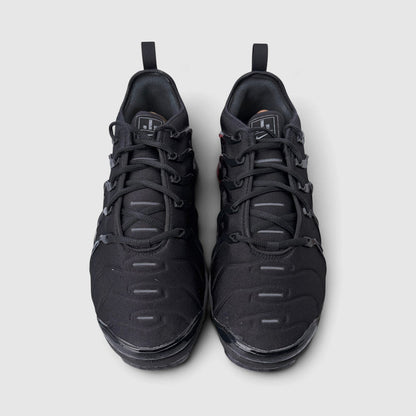 Nike Air VaporMax Plus Triple Black, buty sportowe męskie w bardzo dobrym stanie rozmiar 46, widok z przodu