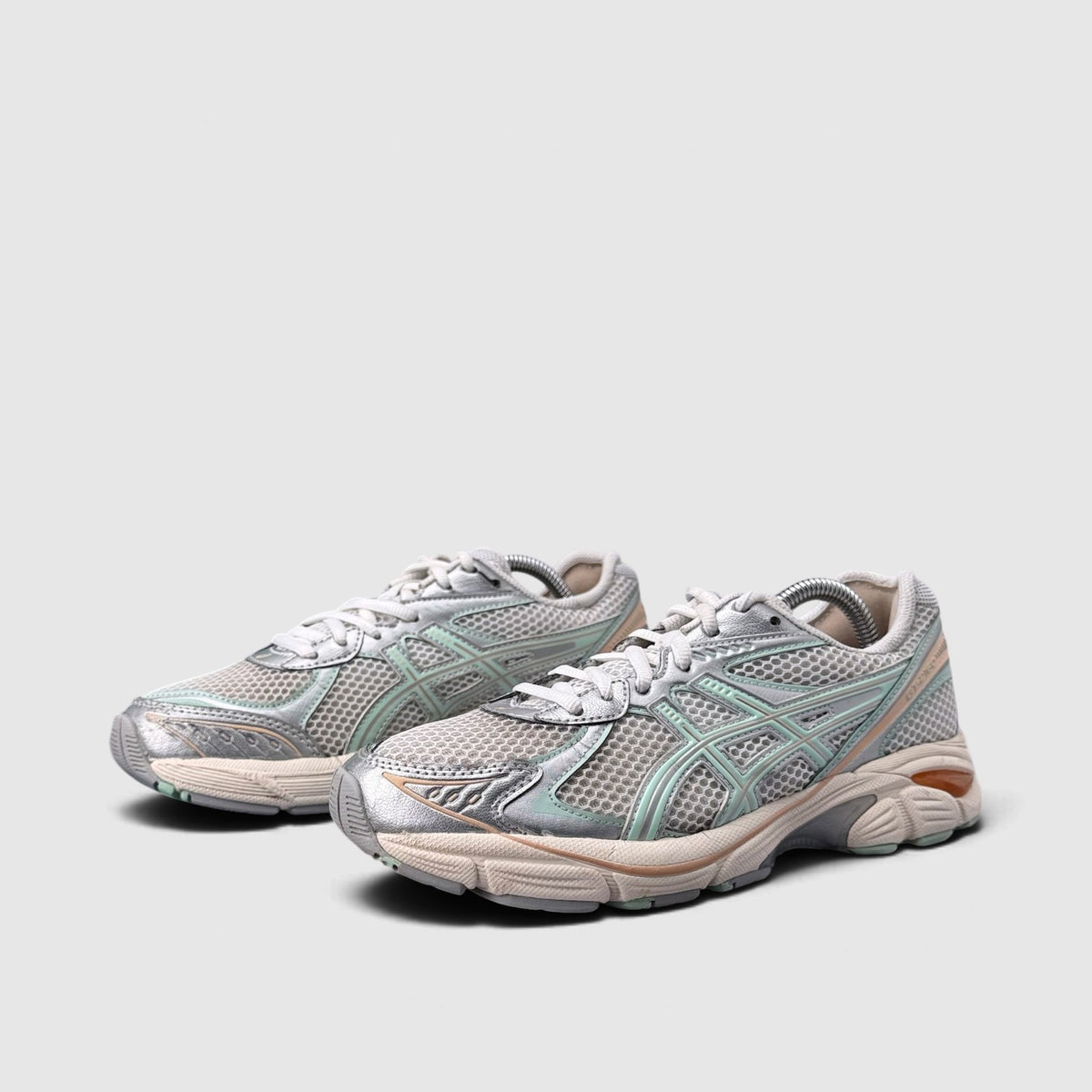 Asics Gt-2160, buty sportowe damskie w bardzo dobrym stanie rozmiar 39, para butów