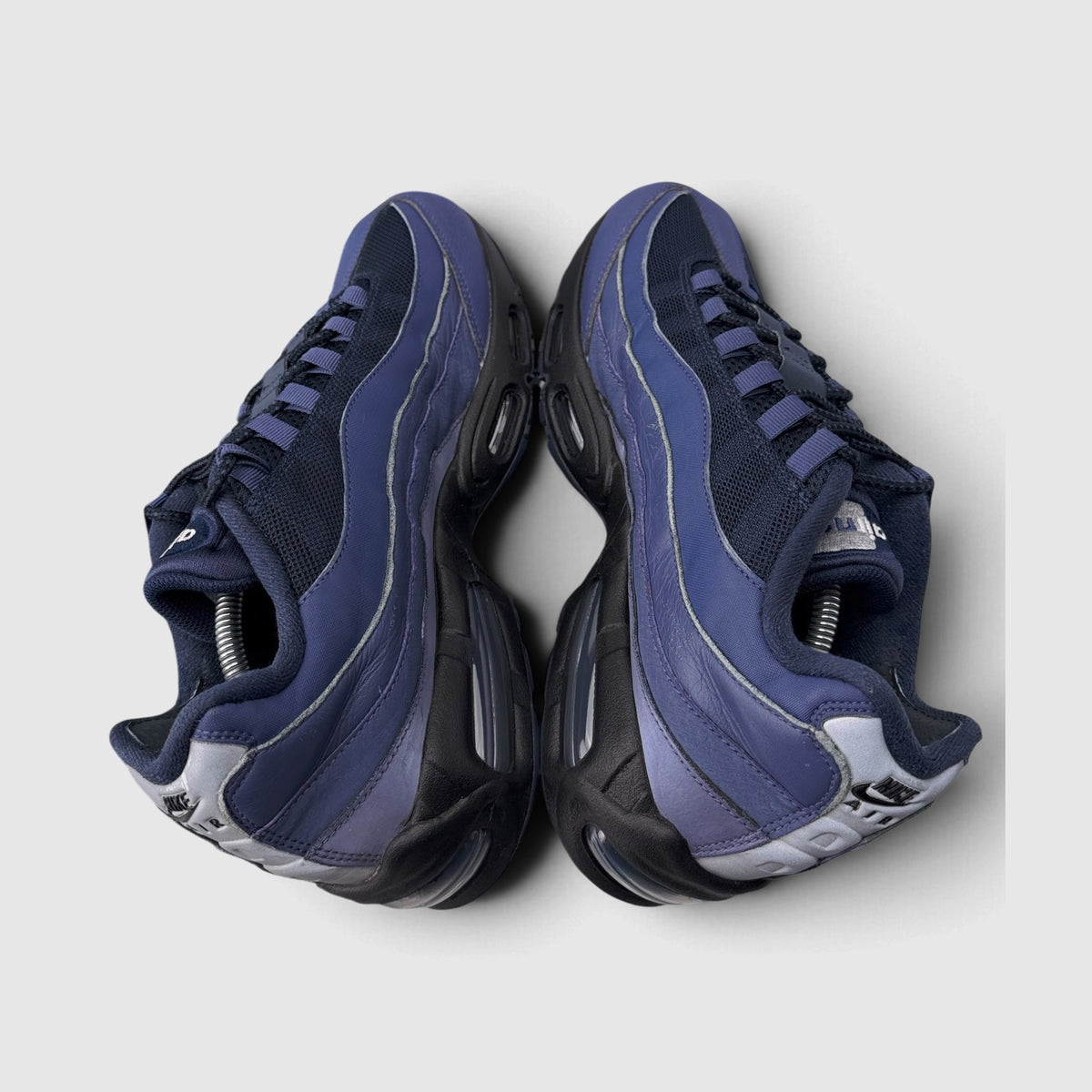 Nike Air Max 95 Sanded Purple, buty sportowe męskie w bardzo dobrym stanie rozmiar 46, widok z góry